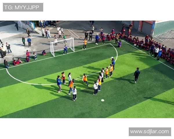 接足球游戏让你体验激情与团队合作的完美结合尽情享受绿茵场上的欢笑与挑战